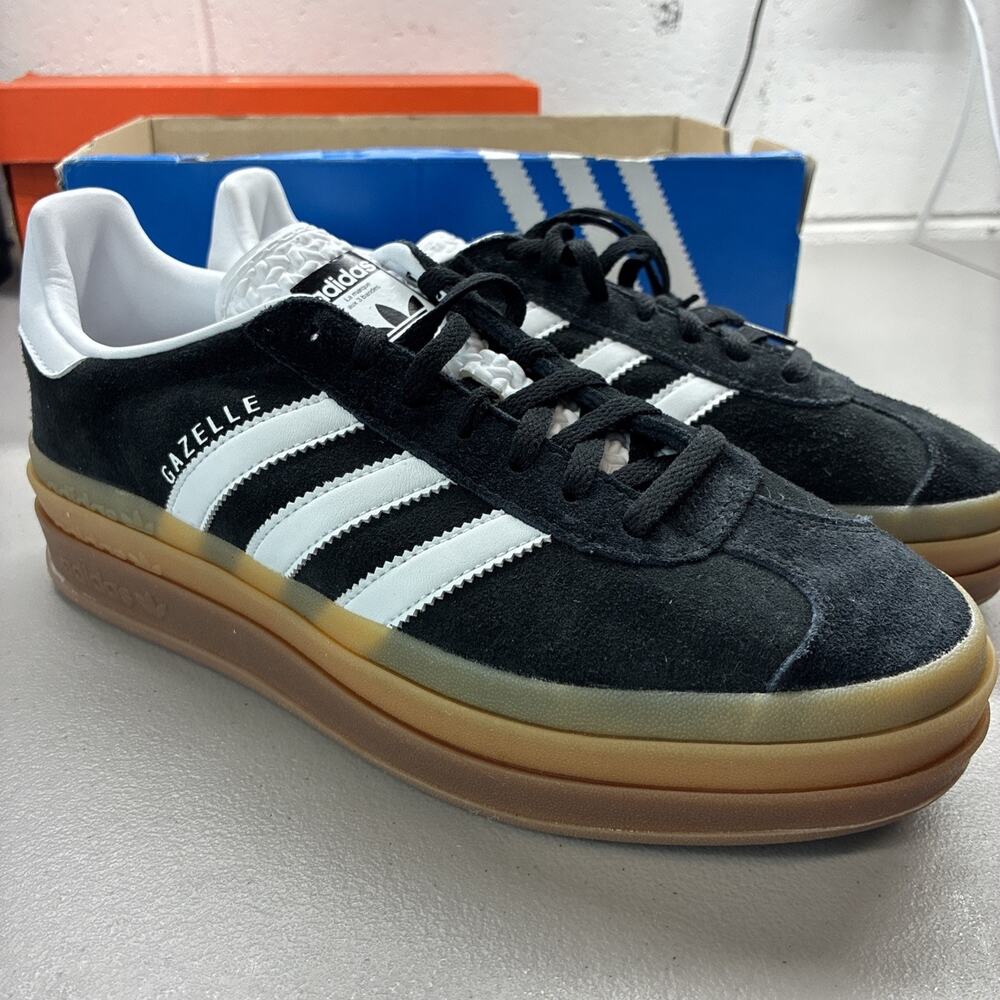 Adidas Gazelle Bold Women’s Suede Low Top Sneakers Black/White Gum IE0876 size 9